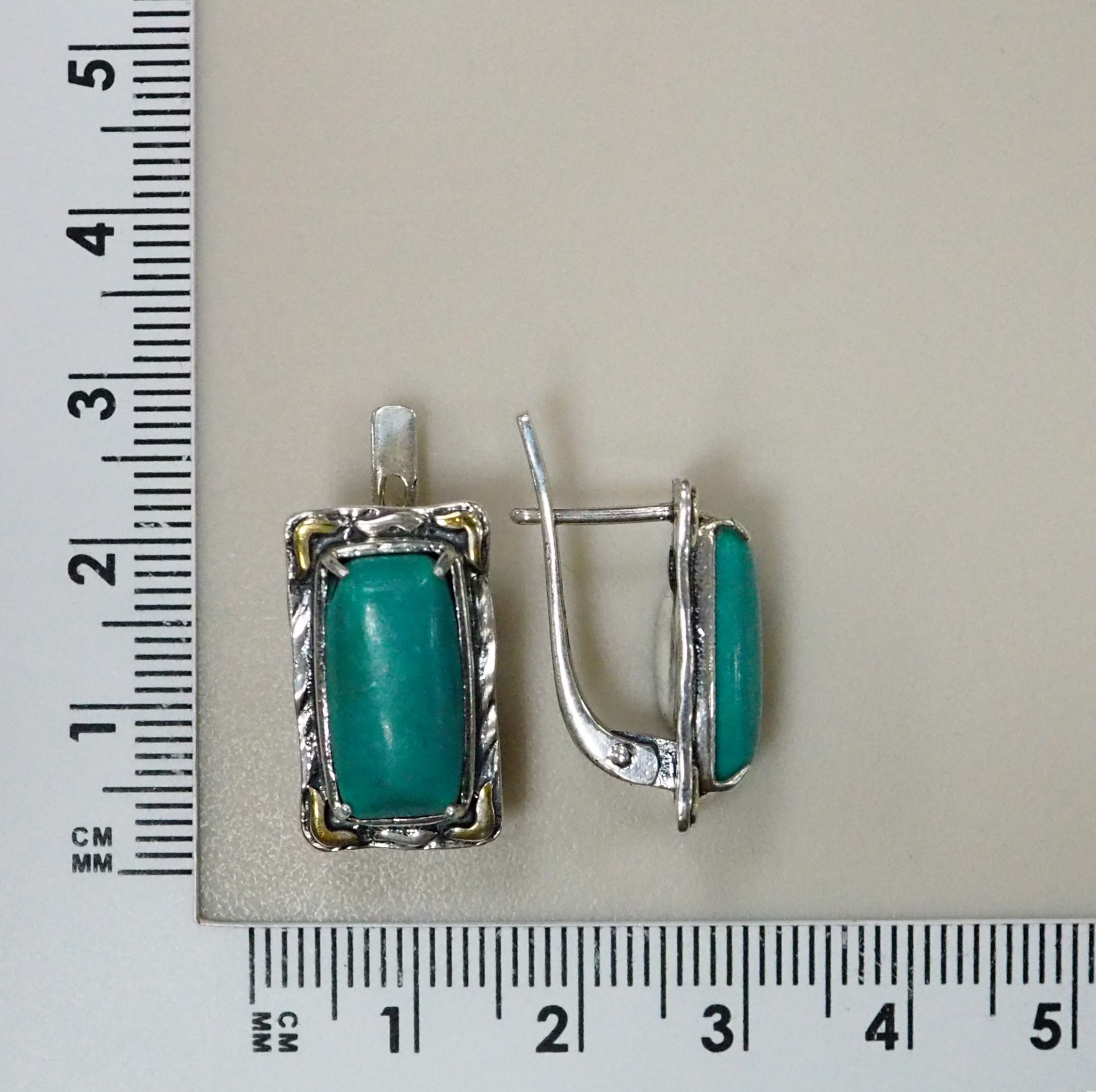 Серебряные серьги с бирюзой